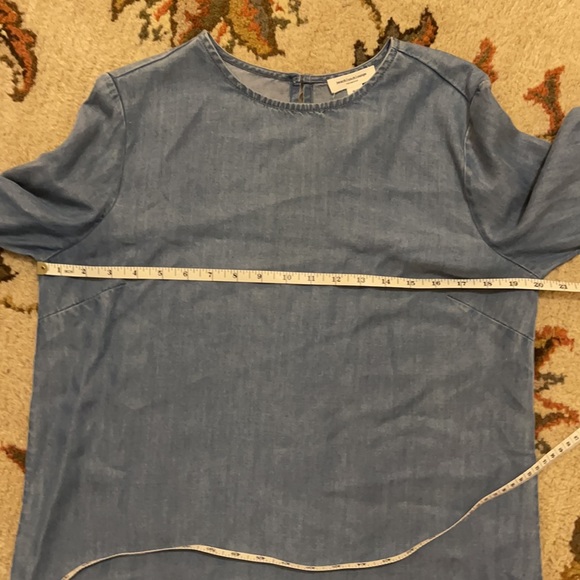 BeachLunchLounge Lightweight Denim Top Flared Sleeves SZ M - Picture 11 of 12